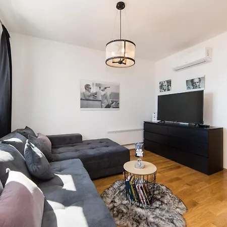 Libertas Apartment